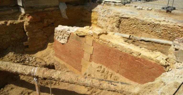 Archeological find on the Pavillon Dufour site and RMN Museum Shop